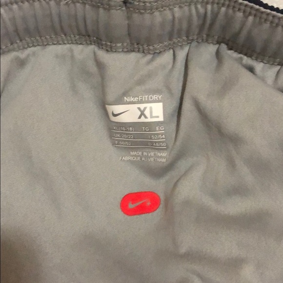 NWT Running short-Nike Fit dry - size XL - Picture 7 of 16